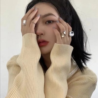 女教师 封面